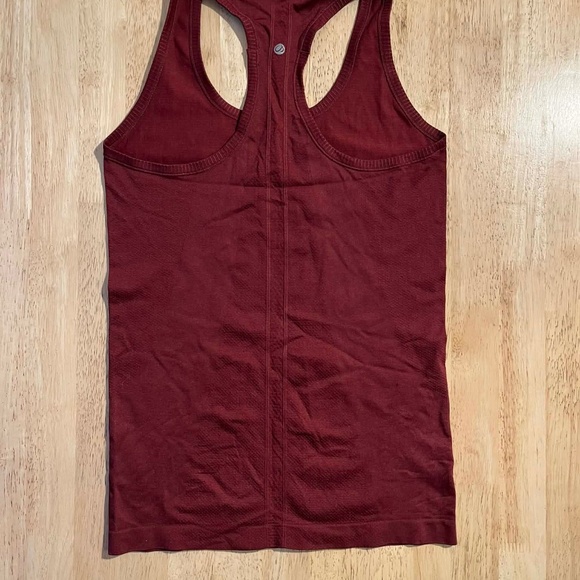 Racerback tank top - Picture 2 of 2
